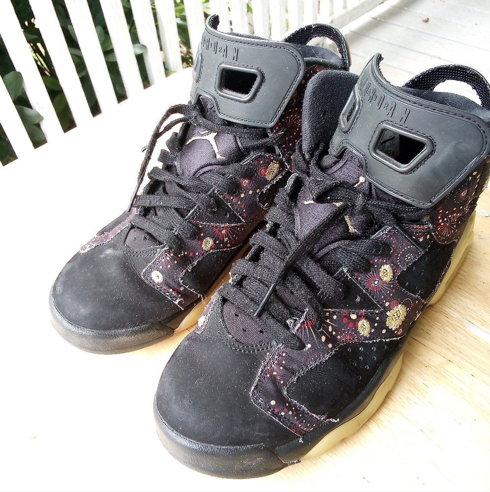 Jordan 6 retro Chinese New Year  2018 size 7y black with a firework print